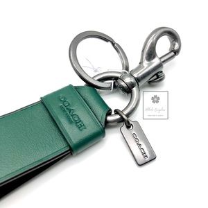 Coach - Large Loop Key Fob - Pine & Black